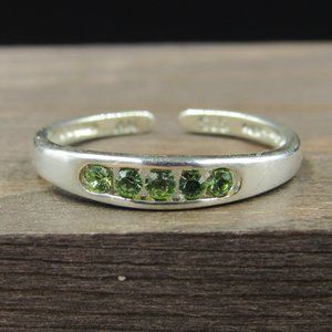 Size 4 Sterling Silver Light Green CZ Gem Toe Band